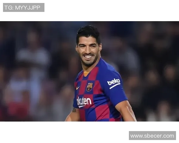 球星静心打坐放松身心,展现足球运动员内在力量与专注态度 球星静心打坐放松身心,展现足球运动员内在力量与专注态度