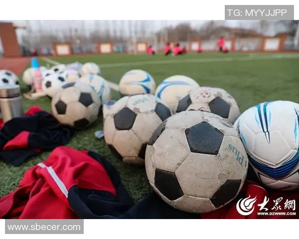 足球球星挂件娃娃精选款式 让你与偶像亲密接触的收藏神器 足球球星挂件娃娃精选款式 让你与偶像亲密接触的收藏神器